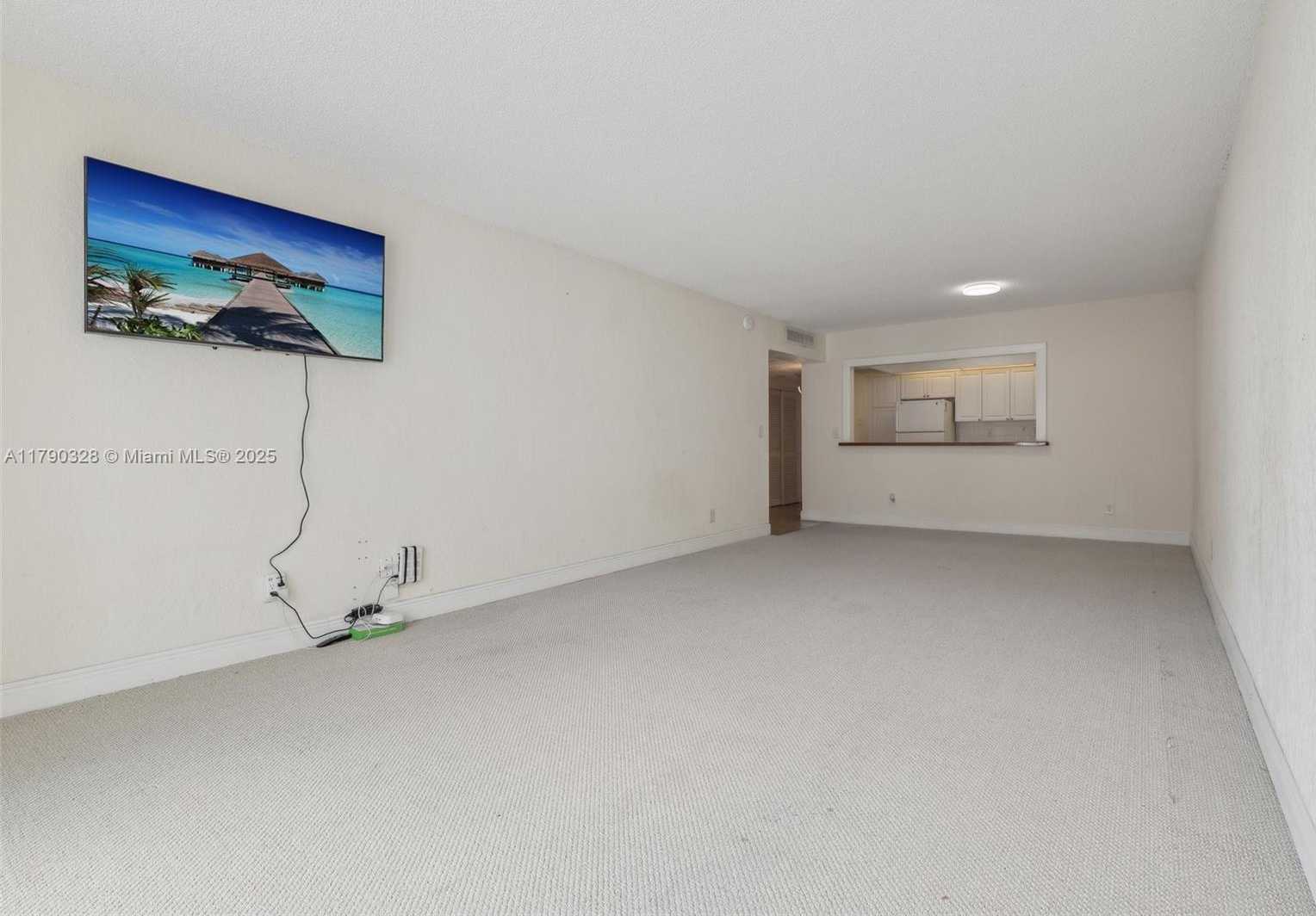 Small Image of 19390 COLLINS AVE #712, Sunny Isles Beach Number 2