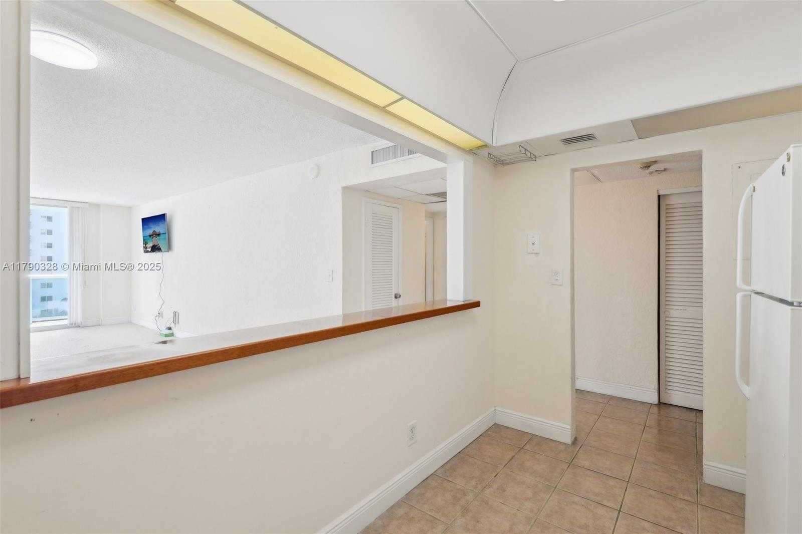 Small Image of 19390 COLLINS AVE #712, Sunny Isles Beach Number 21
