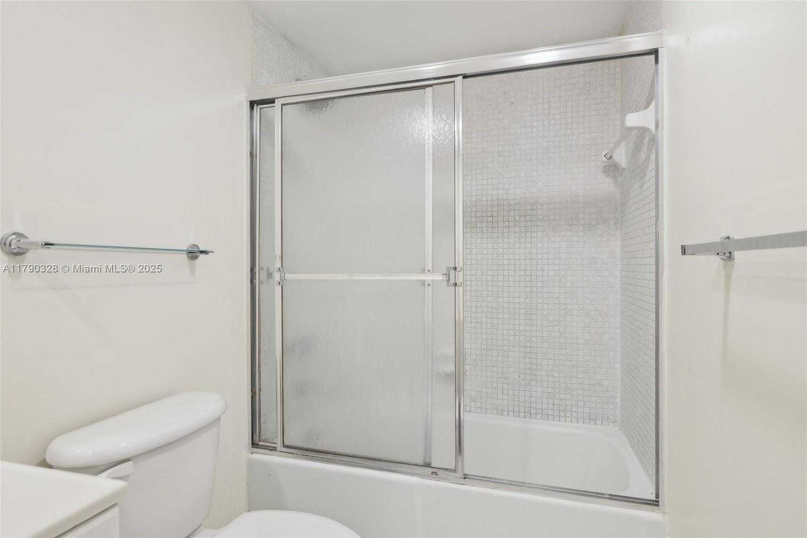 Small Image of 19390 COLLINS AVE #712, Sunny Isles Beach Number 26