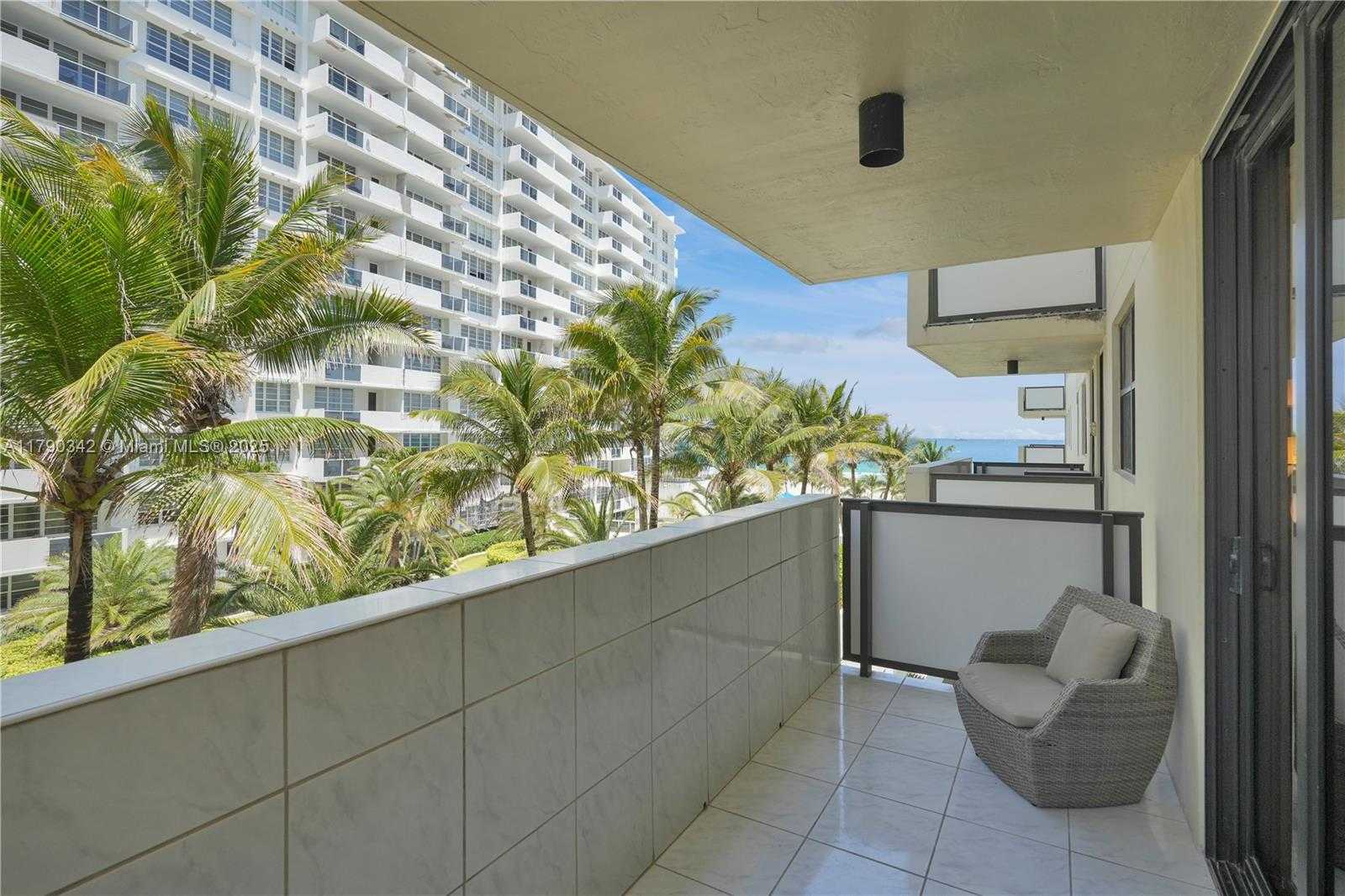 Small Image of 1623 COLLINS AVE #609, Miami Beach Number 10
