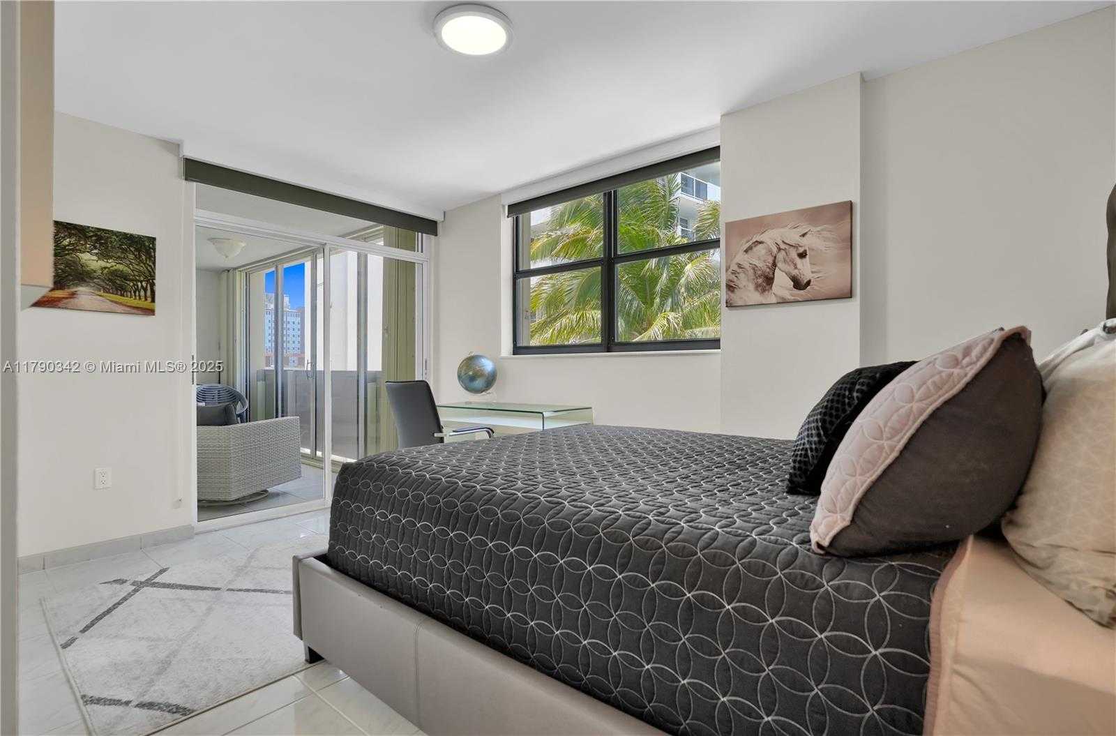 Small Image of 1623 COLLINS AVE #609, Miami Beach Number 22