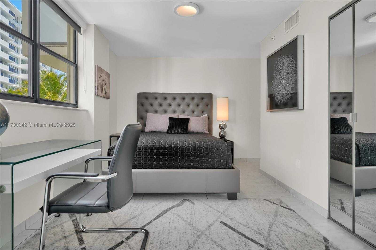 Small Image of 1623 COLLINS AVE #609, Miami Beach Number 23