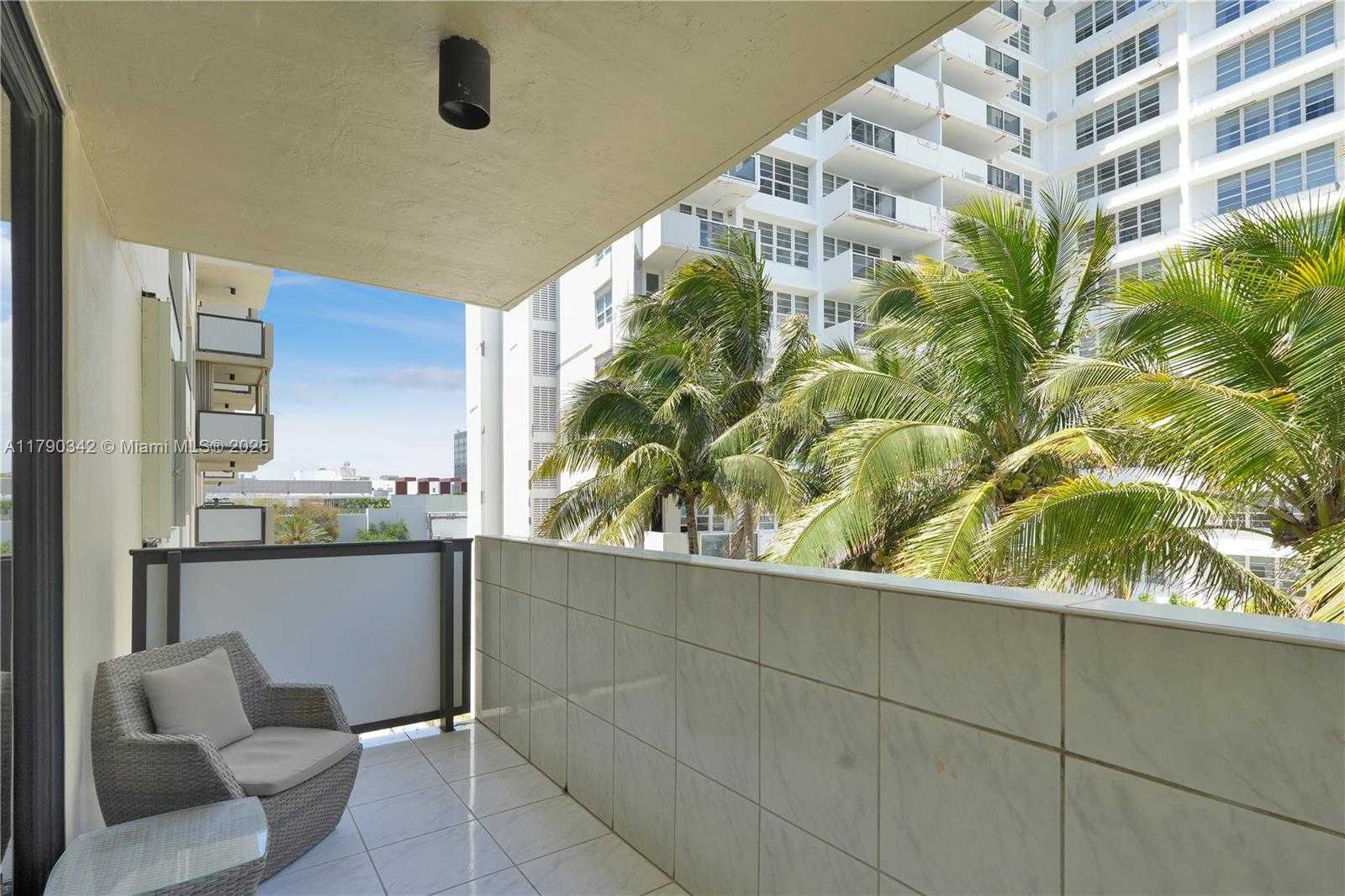 Small Image of 1623 COLLINS AVE #609, Miami Beach Number 29