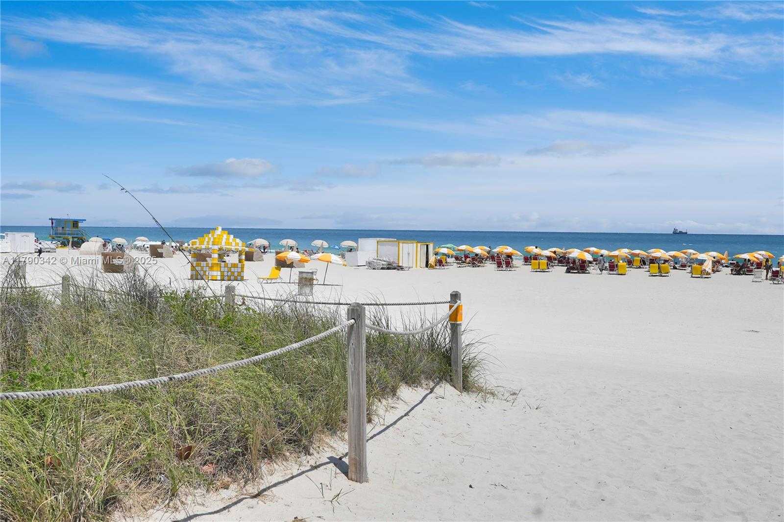 Small Image of 1623 COLLINS AVE #609, Miami Beach Number 34