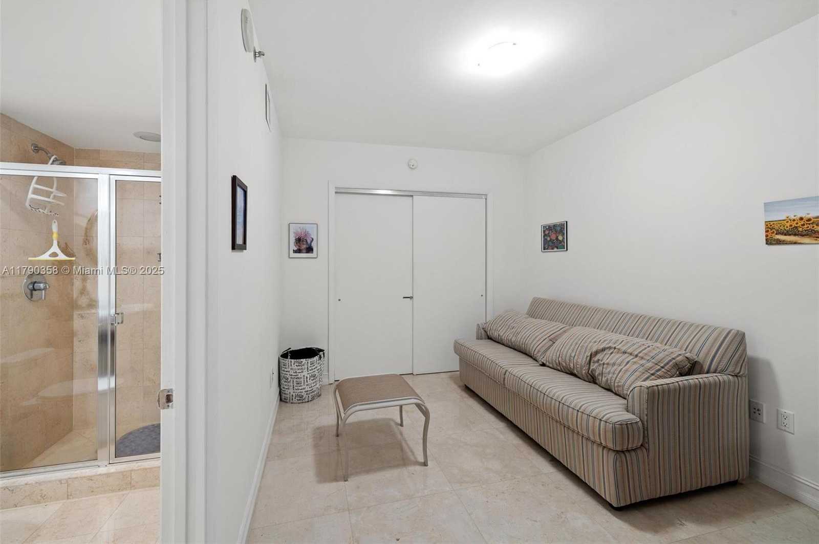 Small Image of 1830 SOUTH OCEAN DR #2810, Hallandale Beach Number 14