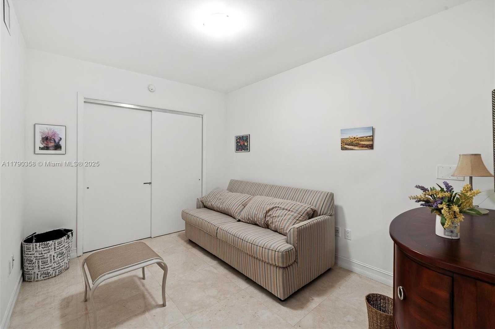 Small Image of 1830 SOUTH OCEAN DR #2810, Hallandale Beach Number 19