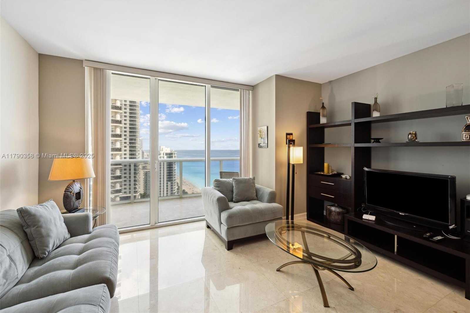 Small Image of 1830 SOUTH OCEAN DR #2810, Hallandale Beach Number 4