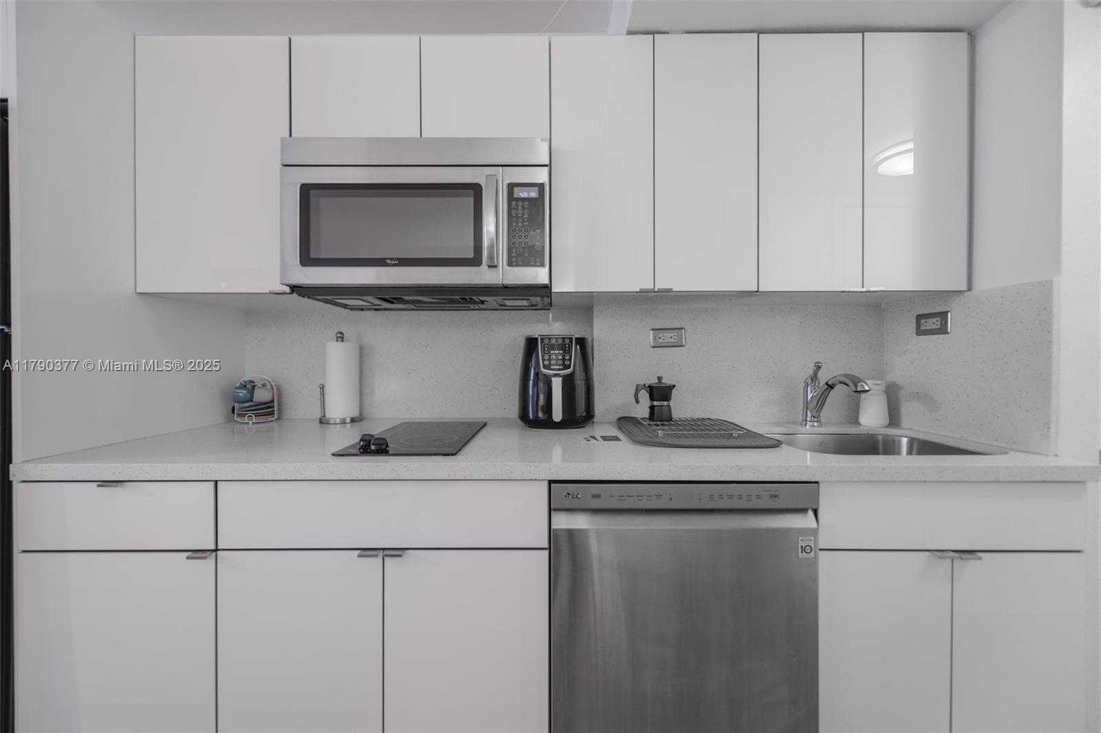 Small Image of 19201 COLLINS AVE #842, Sunny Isles Beach Number 11