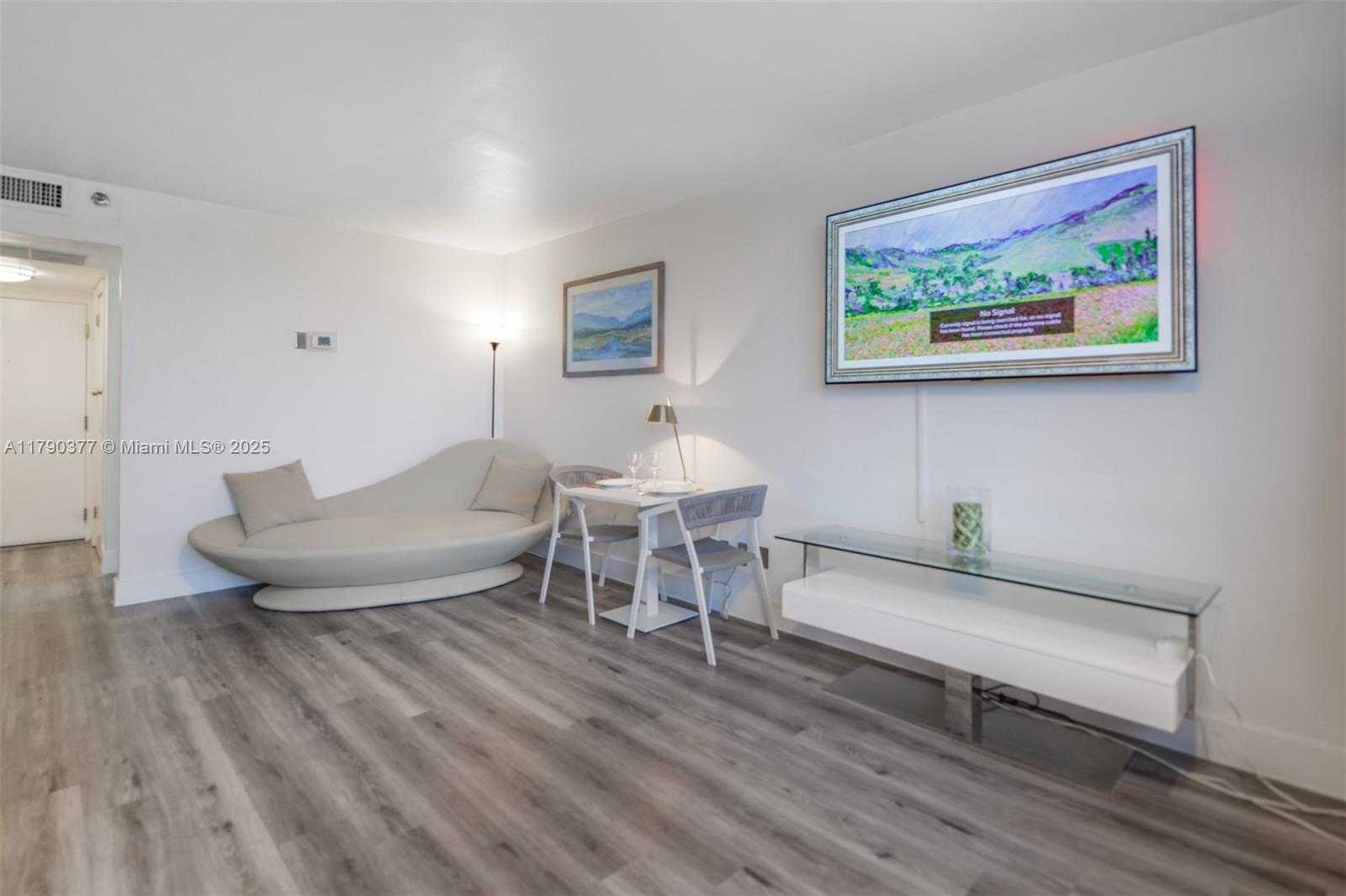 Small Image of 19201 COLLINS AVE #842, Sunny Isles Beach Number 2