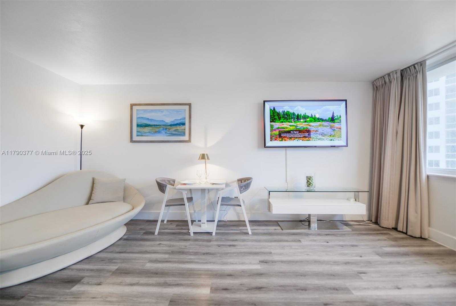 Small Image of 19201 COLLINS AVE #842, Sunny Isles Beach Number 4