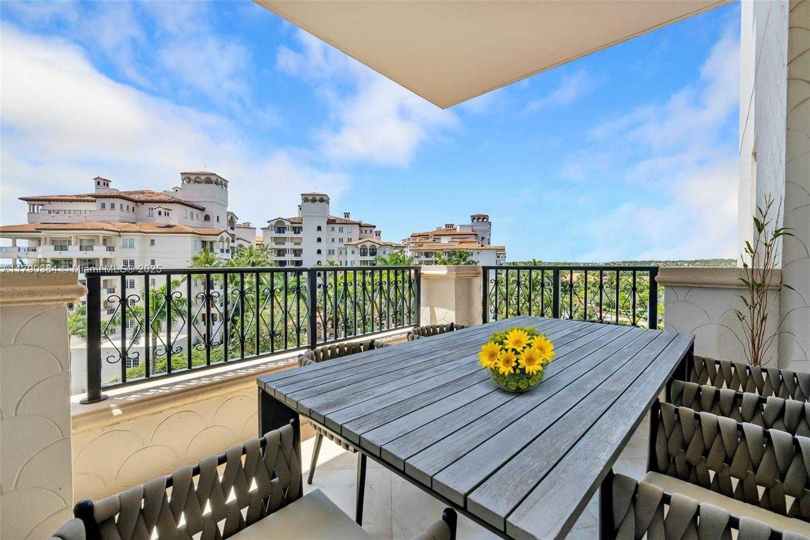 Small Image of 7154 FISHER ISLAND DR #7154, Miami Beach Number 11