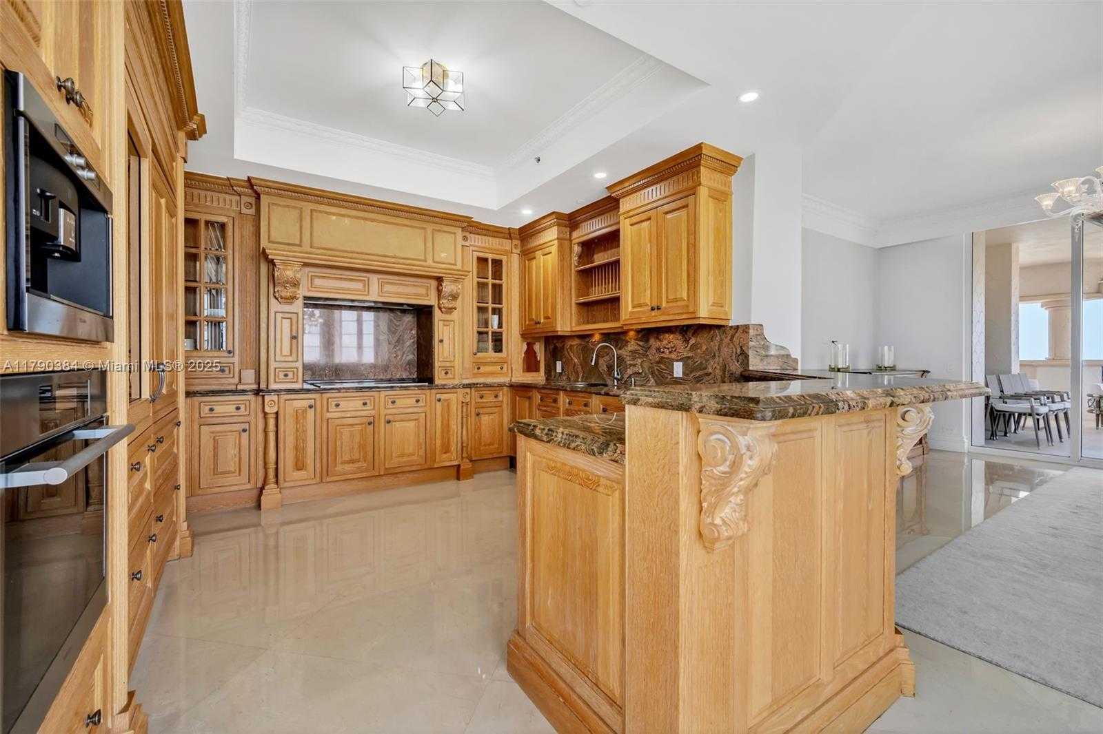 Small Image of 7154 FISHER ISLAND DR #7154, Miami Beach Number 14
