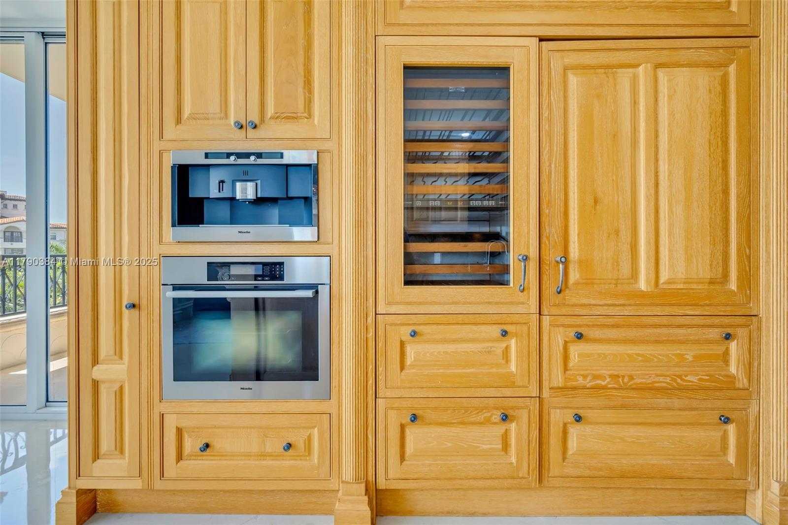 Small Image of 7154 FISHER ISLAND DR #7154, Miami Beach Number 15