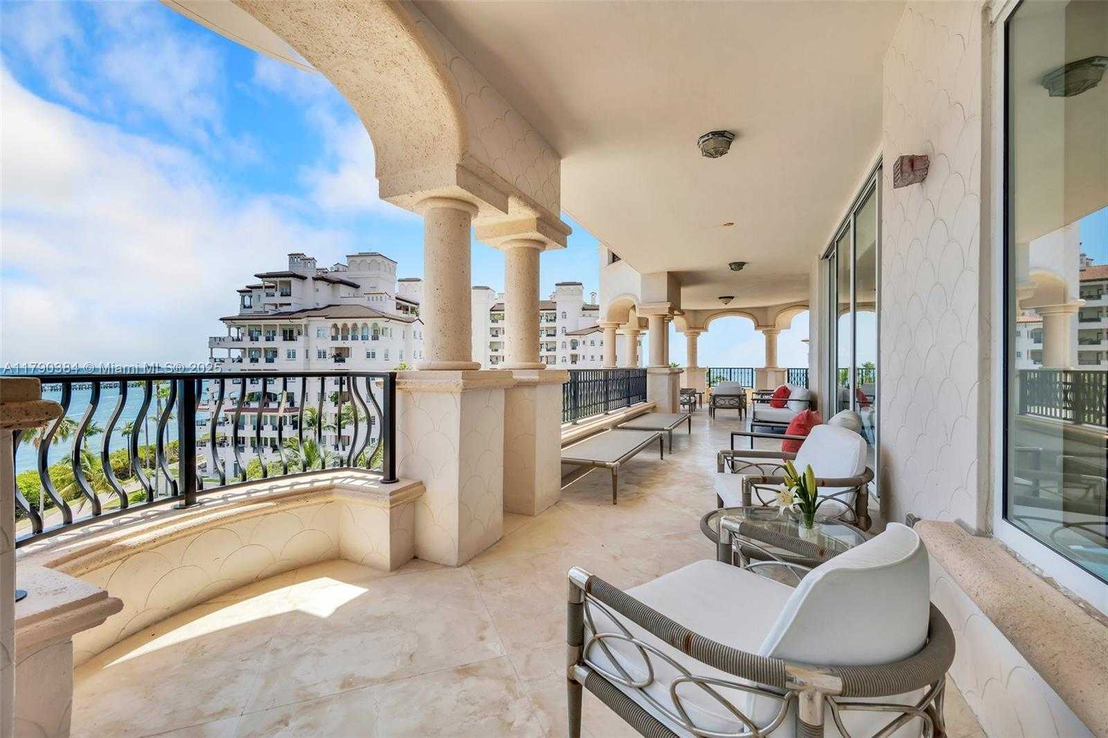 Small Image of 7154 FISHER ISLAND DR #7154, Miami Beach Number 38