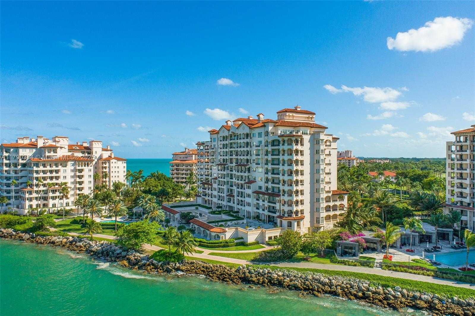 Small Image of 7154 FISHER ISLAND DR #7154, Miami Beach Number 42