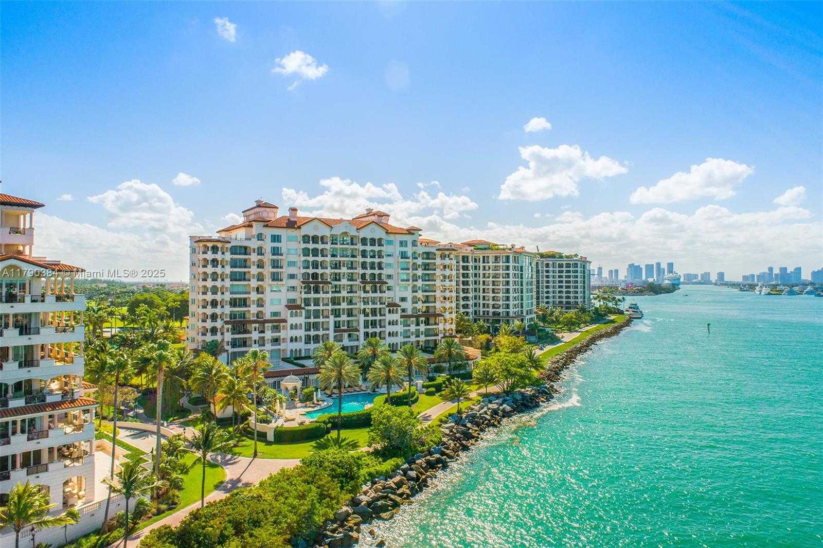 Small Image of 7154 FISHER ISLAND DR #7154, Miami Beach Number 48