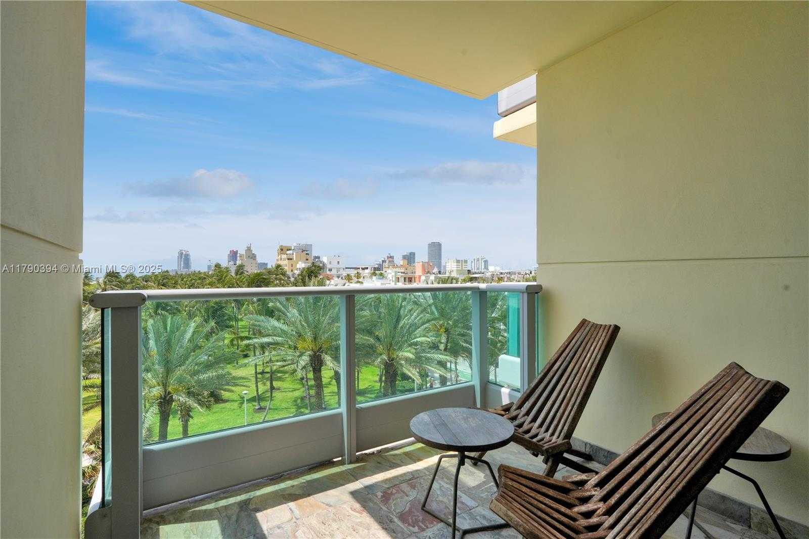Small Image of 1455 OCEAN DR #603, Miami Beach Number 25