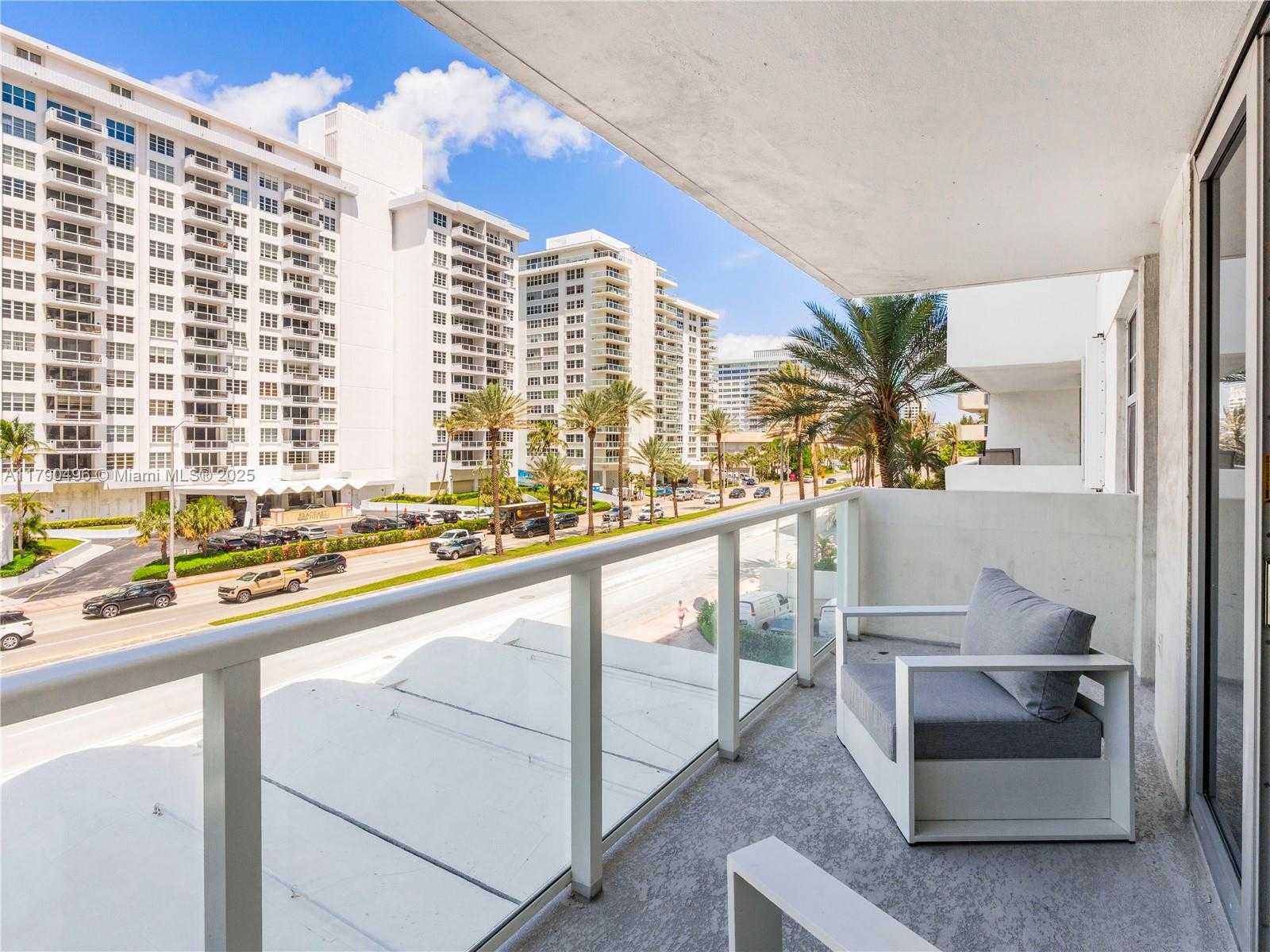 Small Image of 5701 COLLINS AVE #307, Miami Beach Number 19