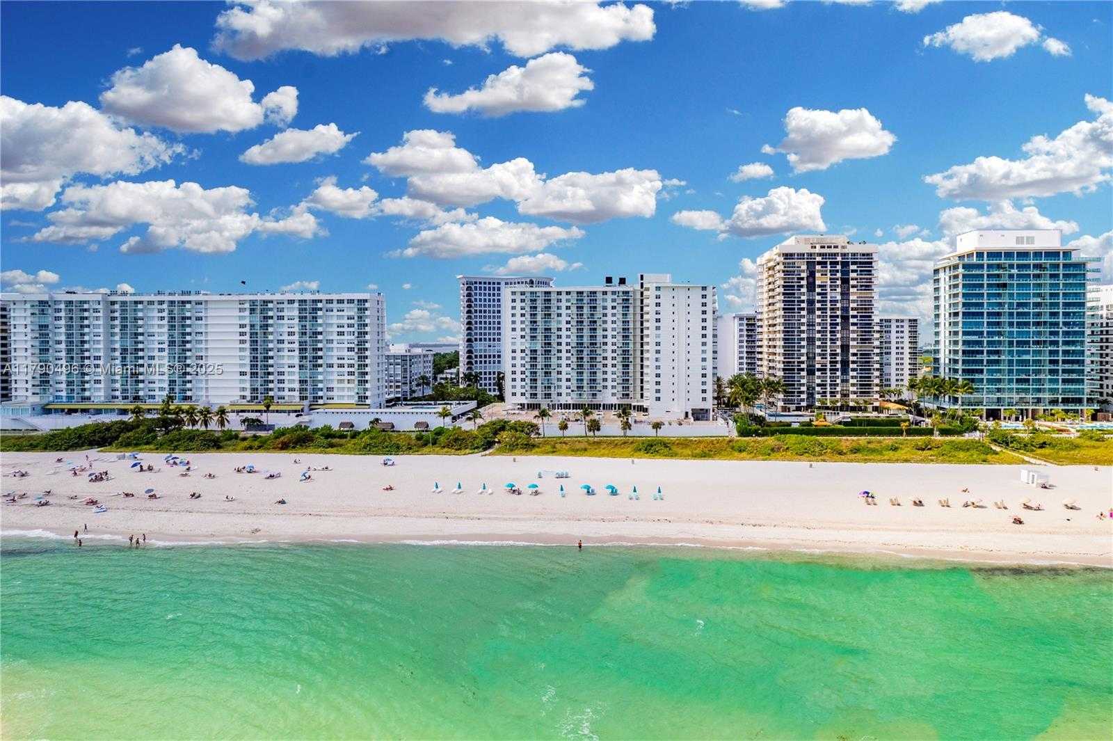 Small Image of 5701 COLLINS AVE #307, Miami Beach Number 20
