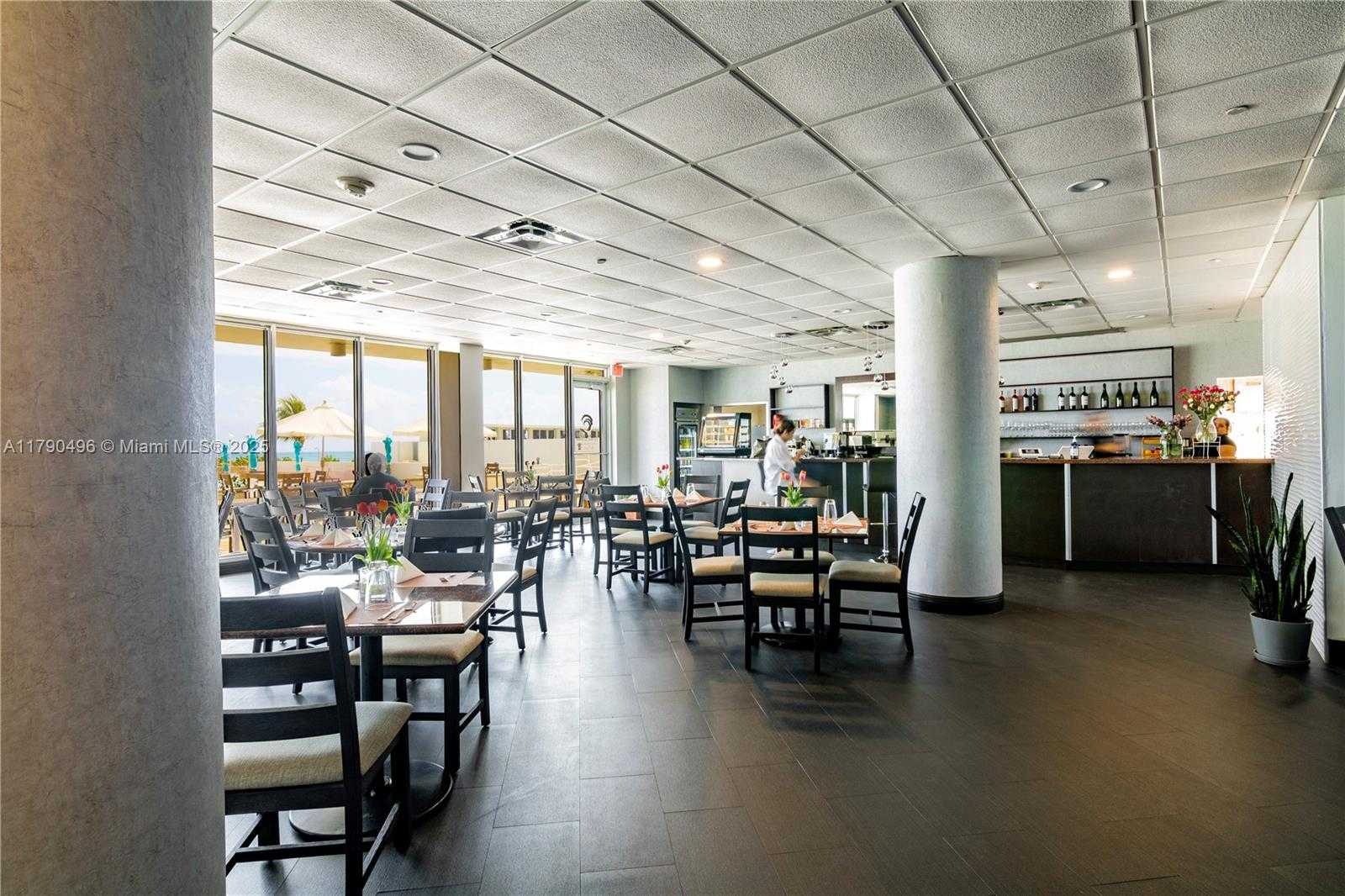 Small Image of 5701 COLLINS AVE #307, Miami Beach Number 28