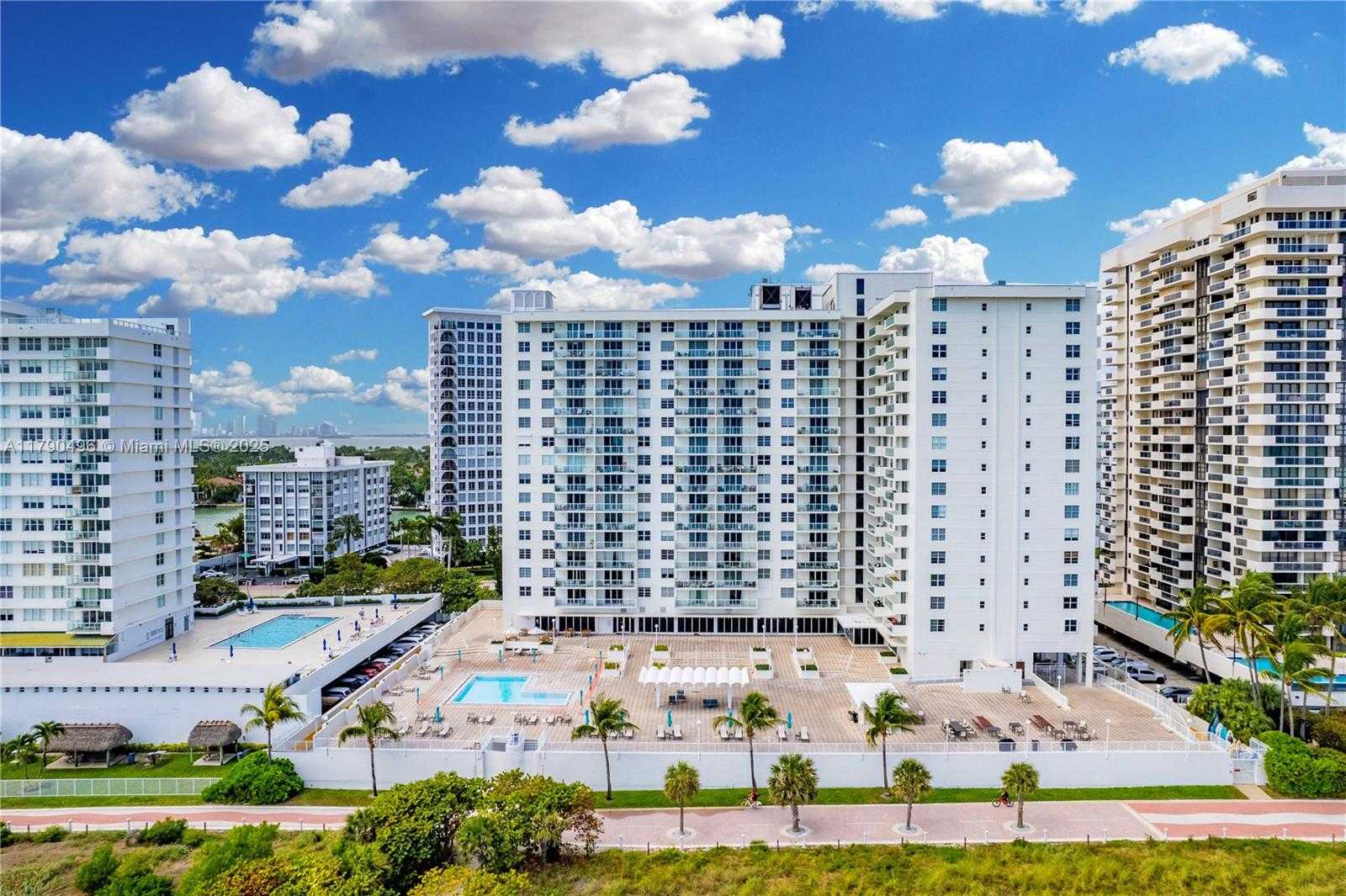 Small Image of 5701 COLLINS AVE #307, Miami Beach Number 30