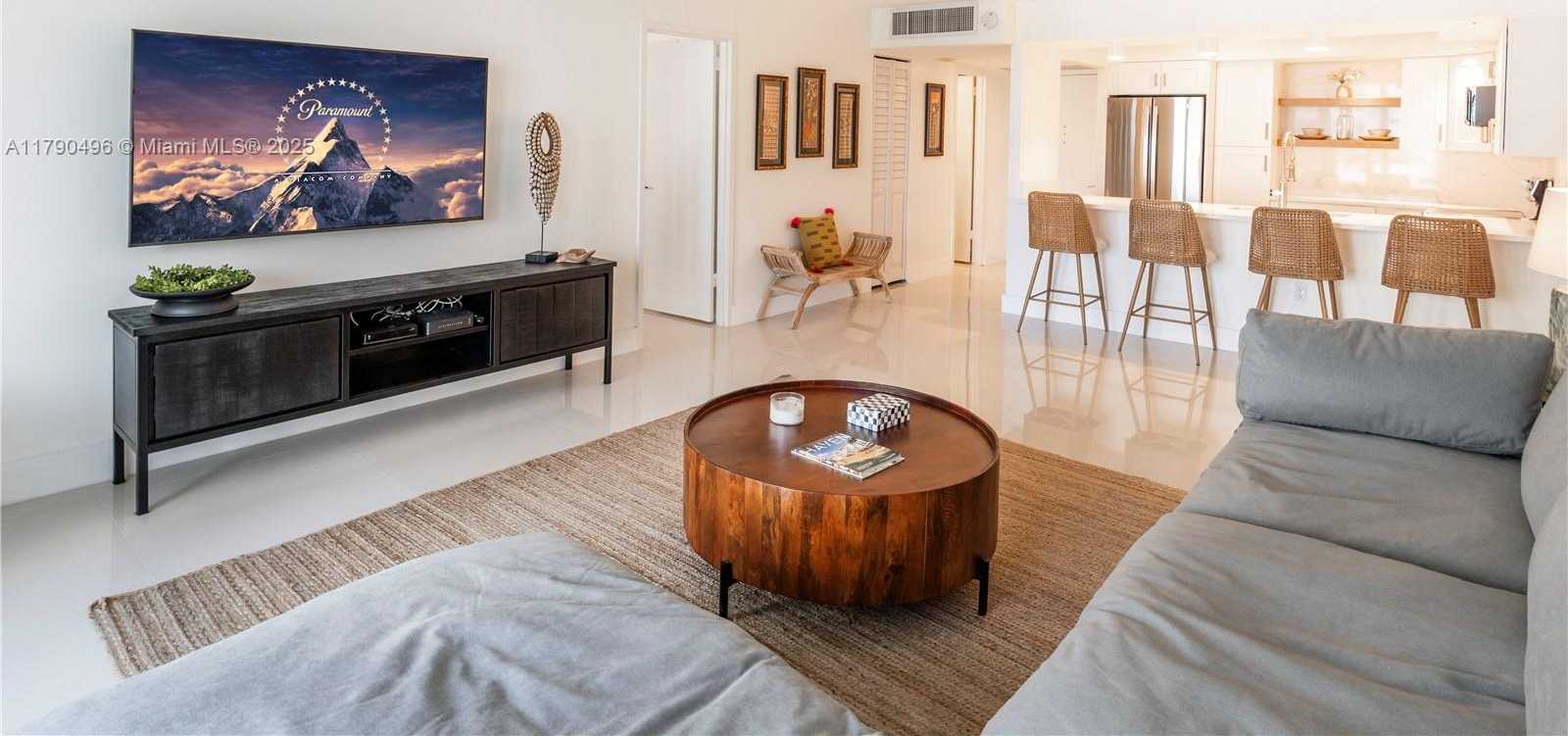 Small Image of 5701 COLLINS AVE #307, Miami Beach Number 7