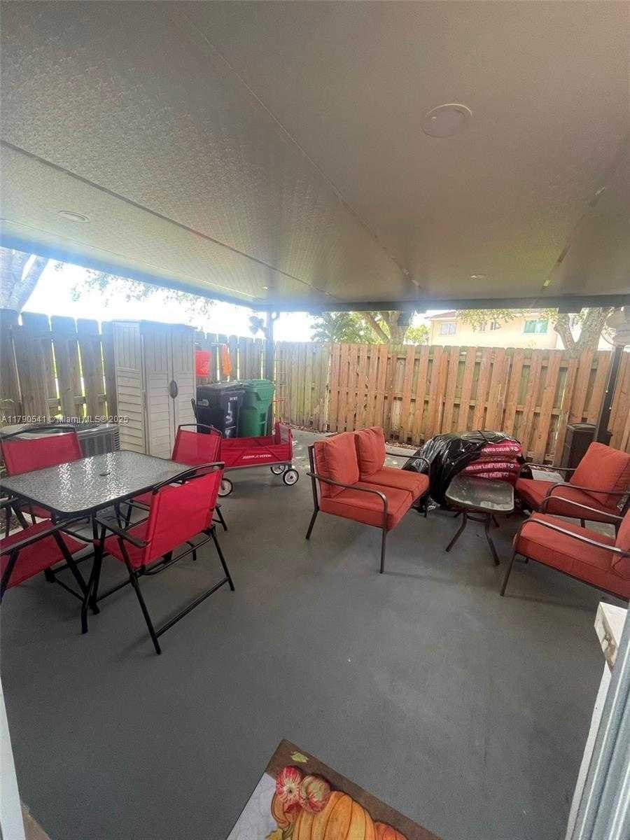 Small Image of 13900 SOUTH WEST 172ND LN #13900, Miami Number 13