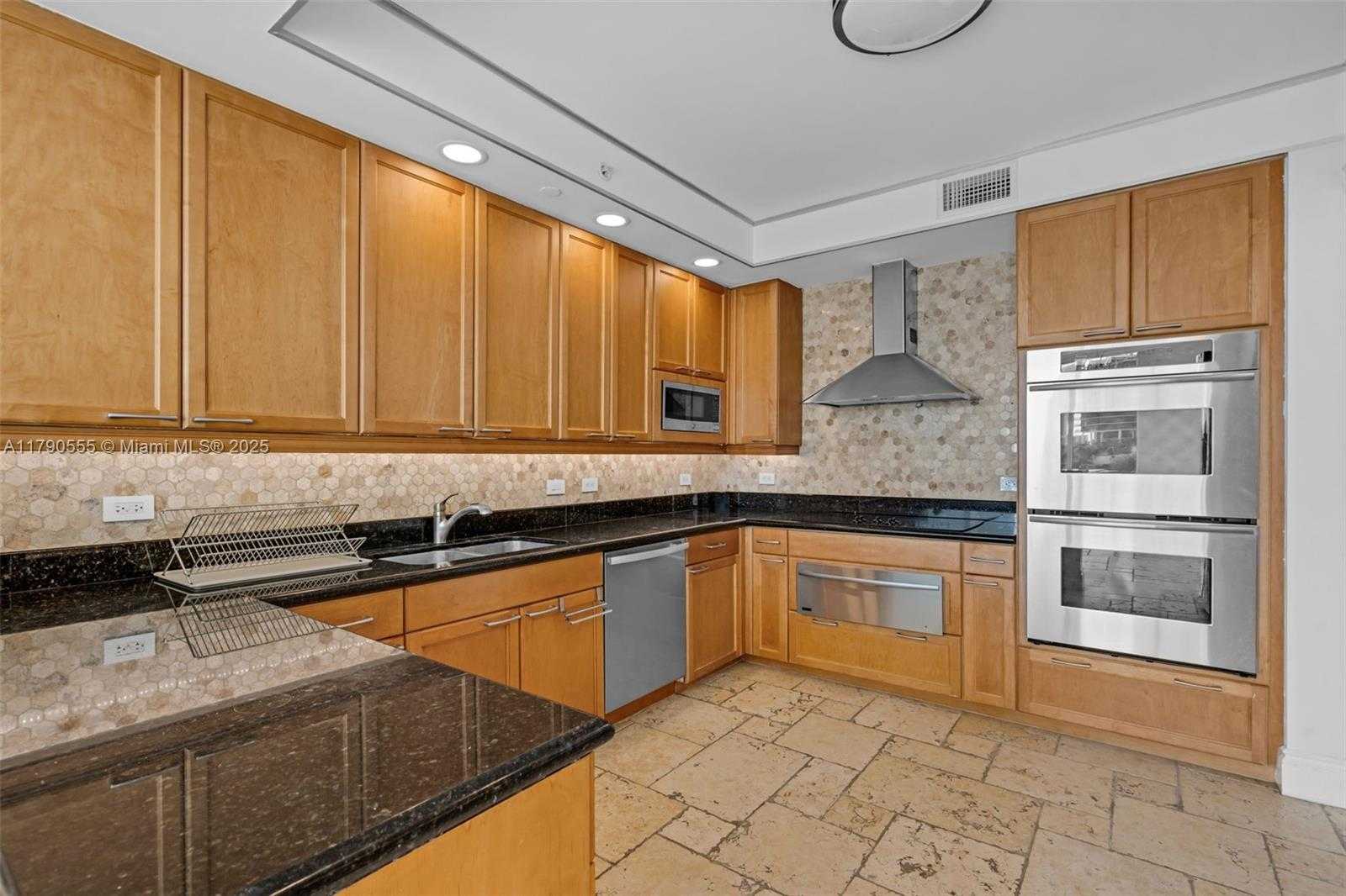 Small Image of 3201 NORTH EAST 183RD ST #502, Aventura Number 30