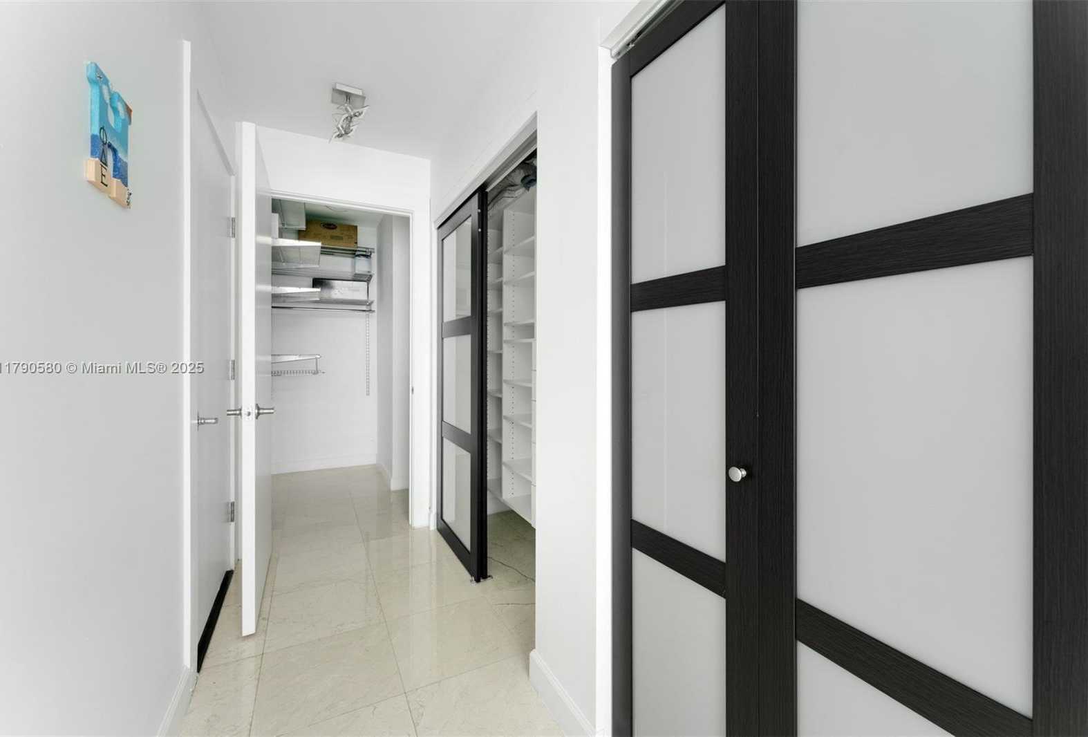 Small Image of 900 BISCAYNE BLVD #5812, Miami Number 16