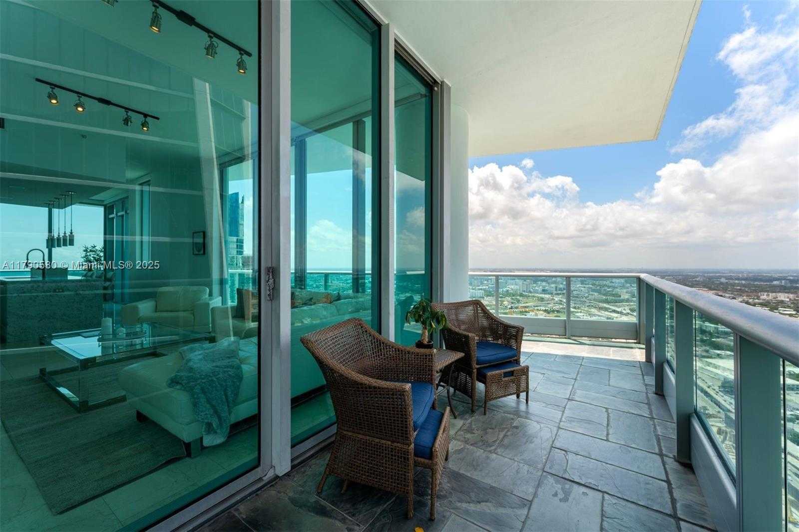 Small Image of 900 BISCAYNE BLVD #5812, Miami Number 26