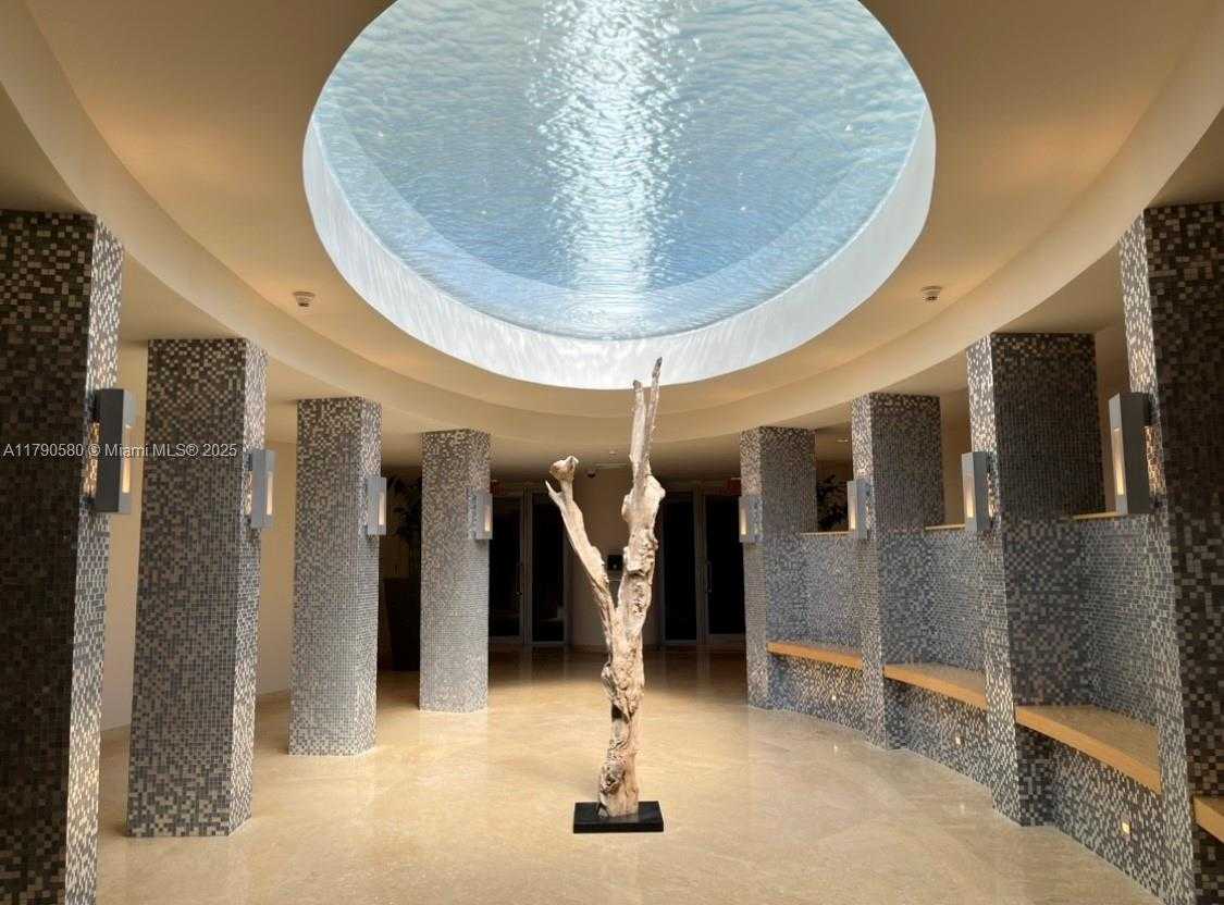 Small Image of 900 BISCAYNE BLVD #5812, Miami Number 29