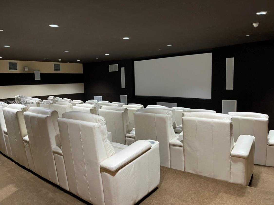 Small Image of 900 BISCAYNE BLVD #5812, Miami Number 32