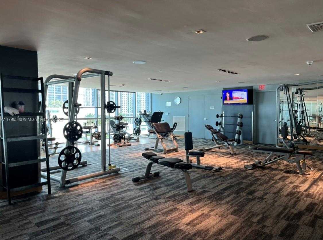 Small Image of 900 BISCAYNE BLVD #5812, Miami Number 37