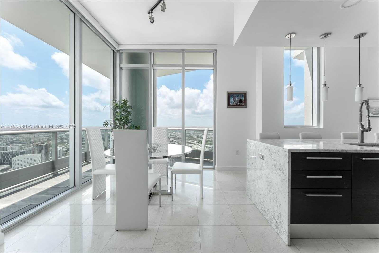 Small Image of 900 BISCAYNE BLVD #5812, Miami Number 7