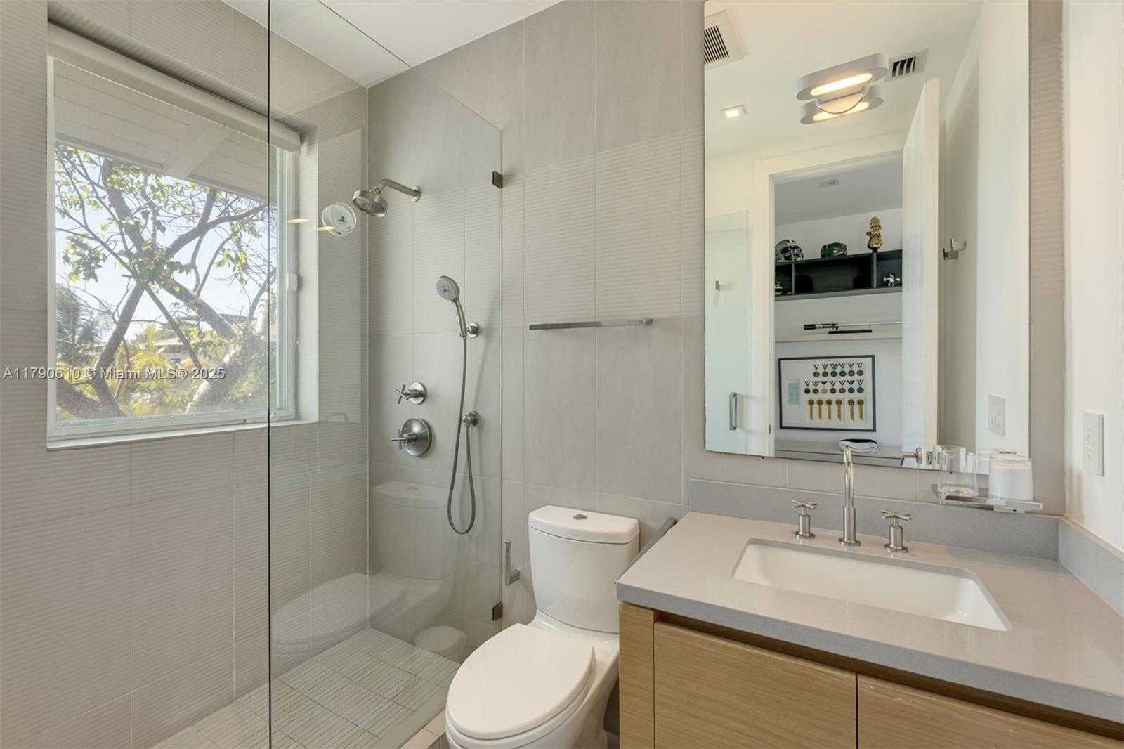 Small Image of 765 ALLENDALE ROAD, Key Biscayne Number 15
