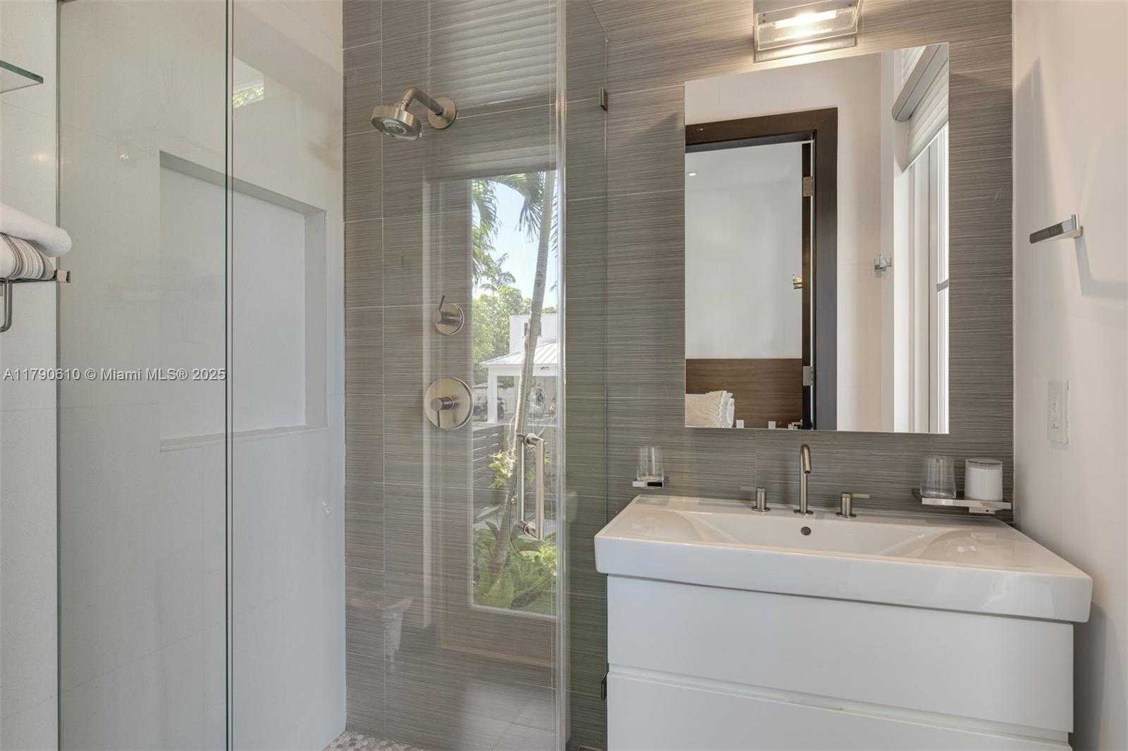 Small Image of 765 ALLENDALE ROAD, Key Biscayne Number 21