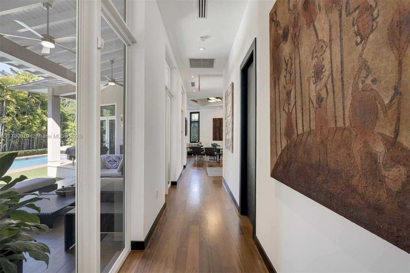 Small Image of 765 ALLENDALE ROAD, Key Biscayne Number 3