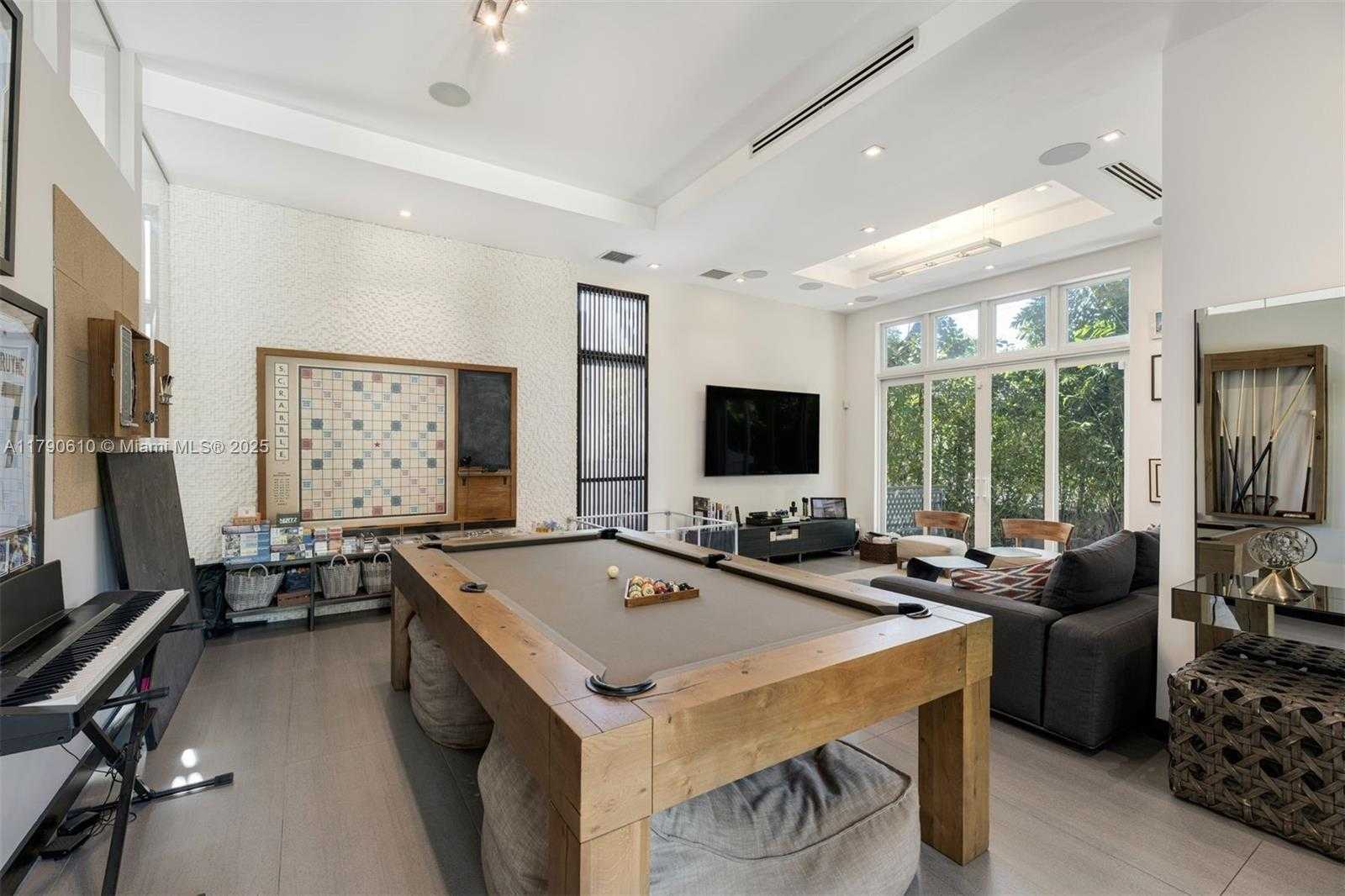 Small Image of 765 ALLENDALE ROAD, Key Biscayne Number 6