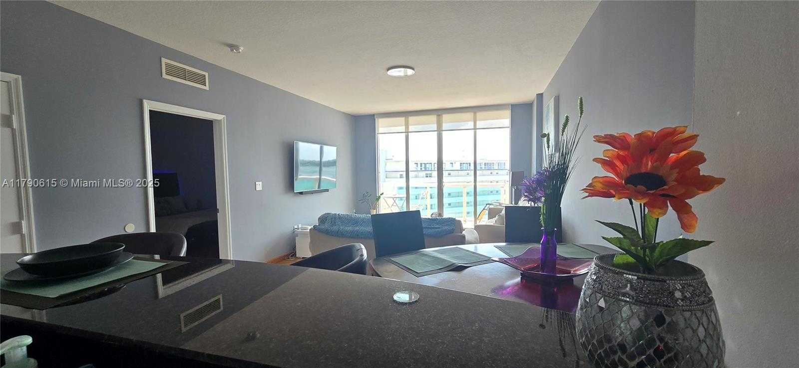 Small Image of 7900 HARBOR ISLAND DR #1024, North Bay Village Number 10