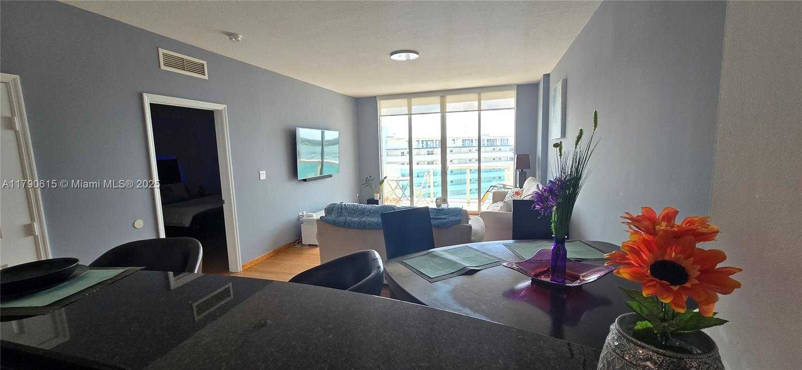 Small Image of 7900 HARBOR ISLAND DR #1024, North Bay Village Number 6