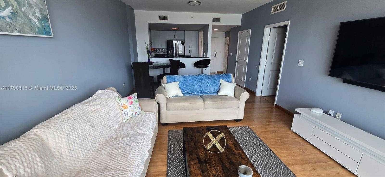Small Image of 7900 HARBOR ISLAND DR #1024, North Bay Village Number 7