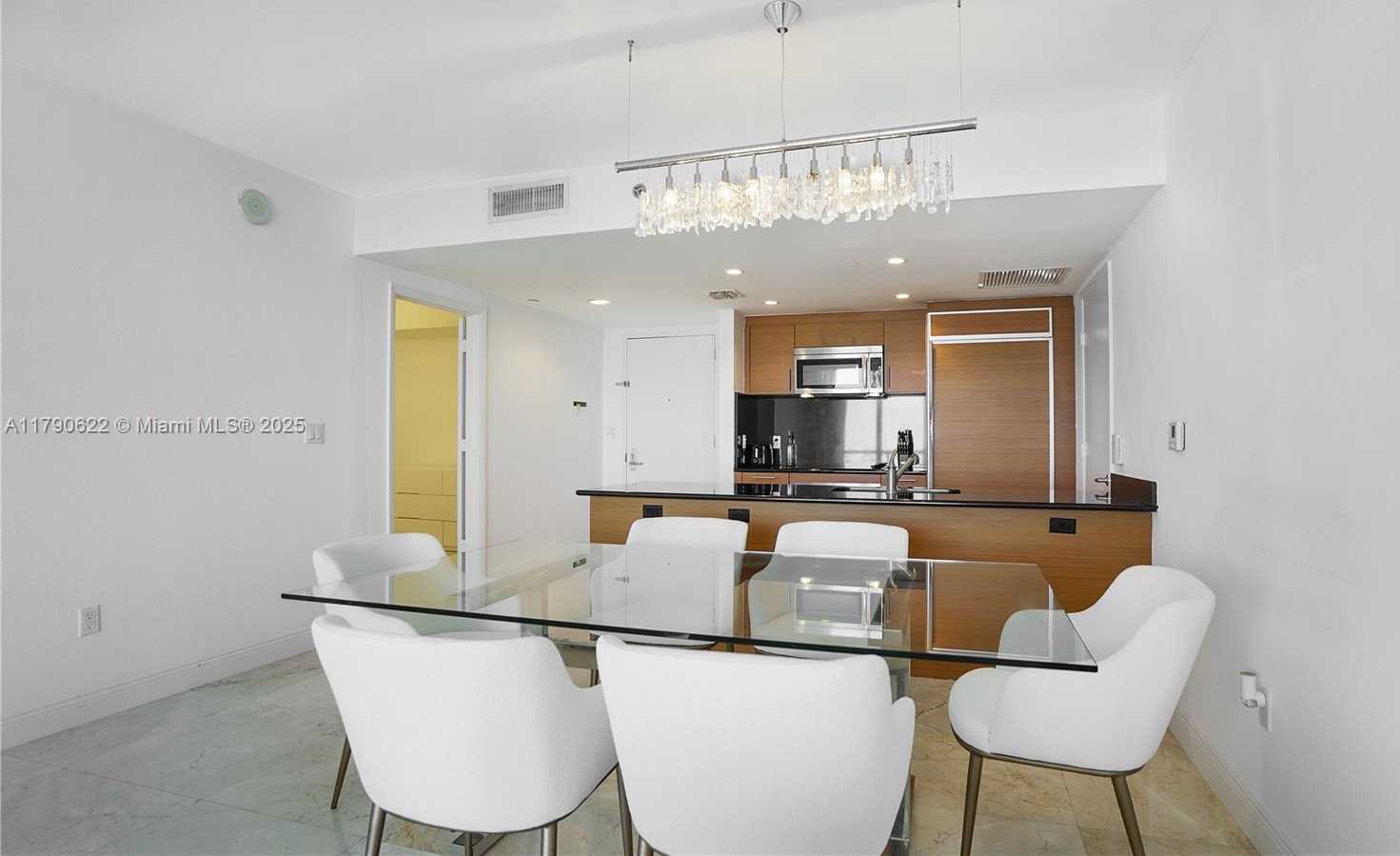 Small Image of 50 BISCAYNE BLVD #3208, Miami Number 13