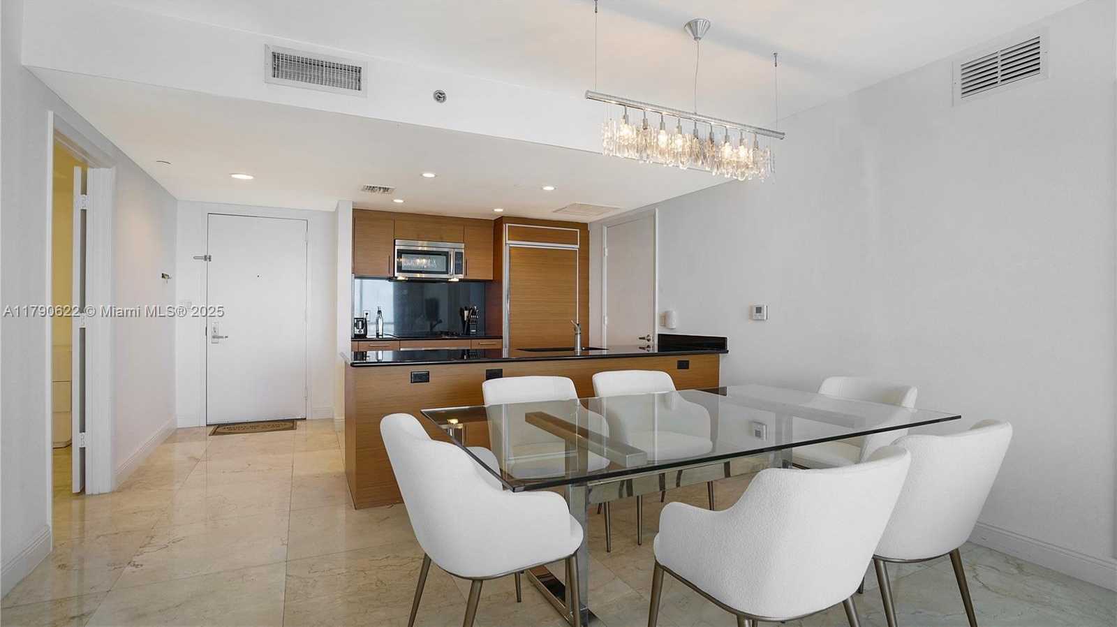 Small Image of 50 BISCAYNE BLVD #3208, Miami Number 15