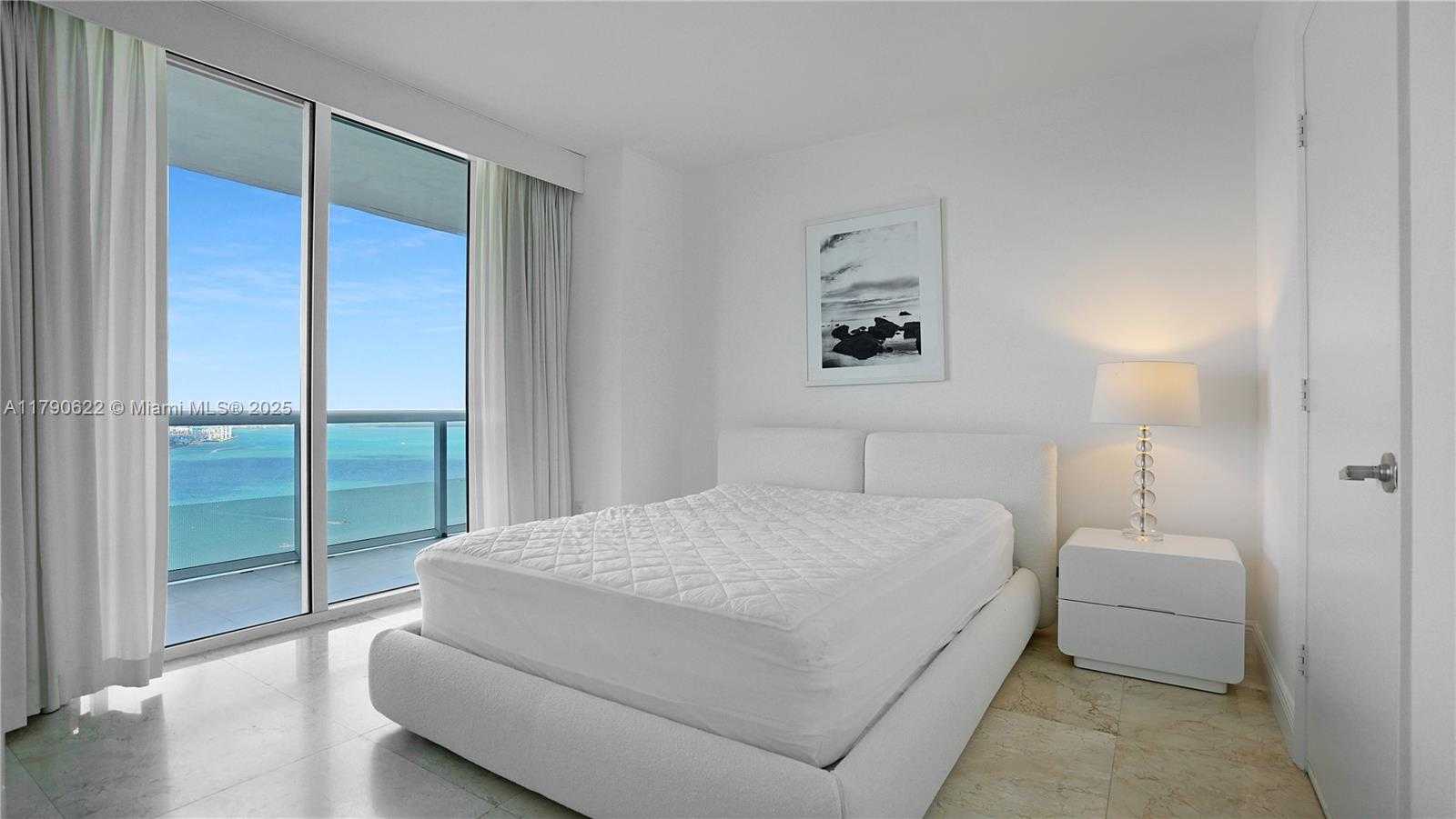 Small Image of 50 BISCAYNE BLVD #3208, Miami Number 21