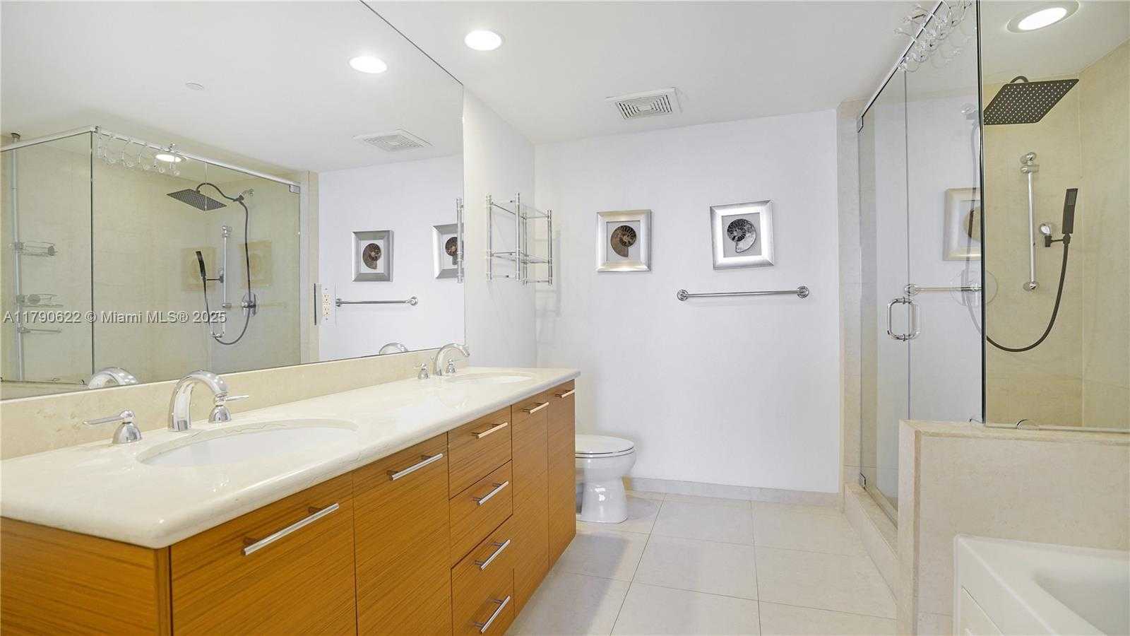 Small Image of 50 BISCAYNE BLVD #3208, Miami Number 35