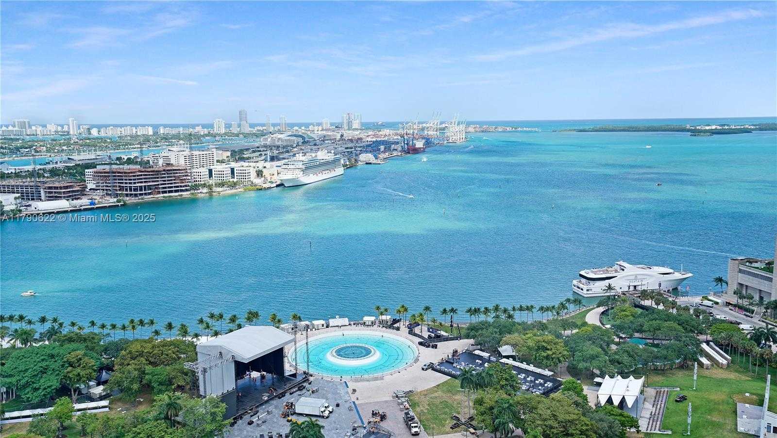 Small Image of 50 BISCAYNE BLVD #3208, Miami Number 44