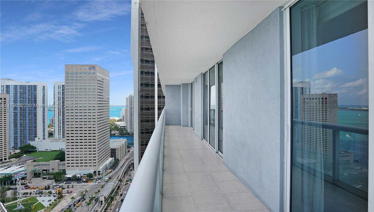 Small Image of 50 BISCAYNE BLVD #3208, Miami Number 50