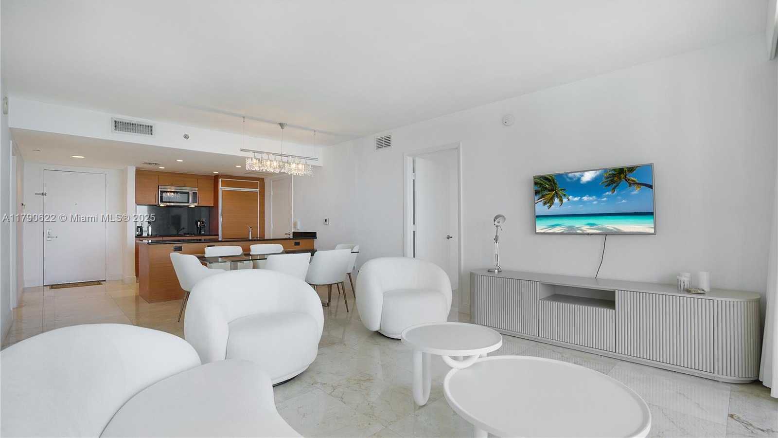 Small Image of 50 BISCAYNE BLVD #3208, Miami Number 6