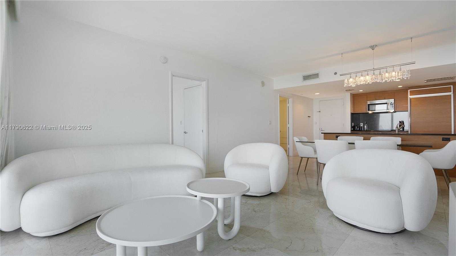 Small Image of 50 BISCAYNE BLVD #3208, Miami Number 7