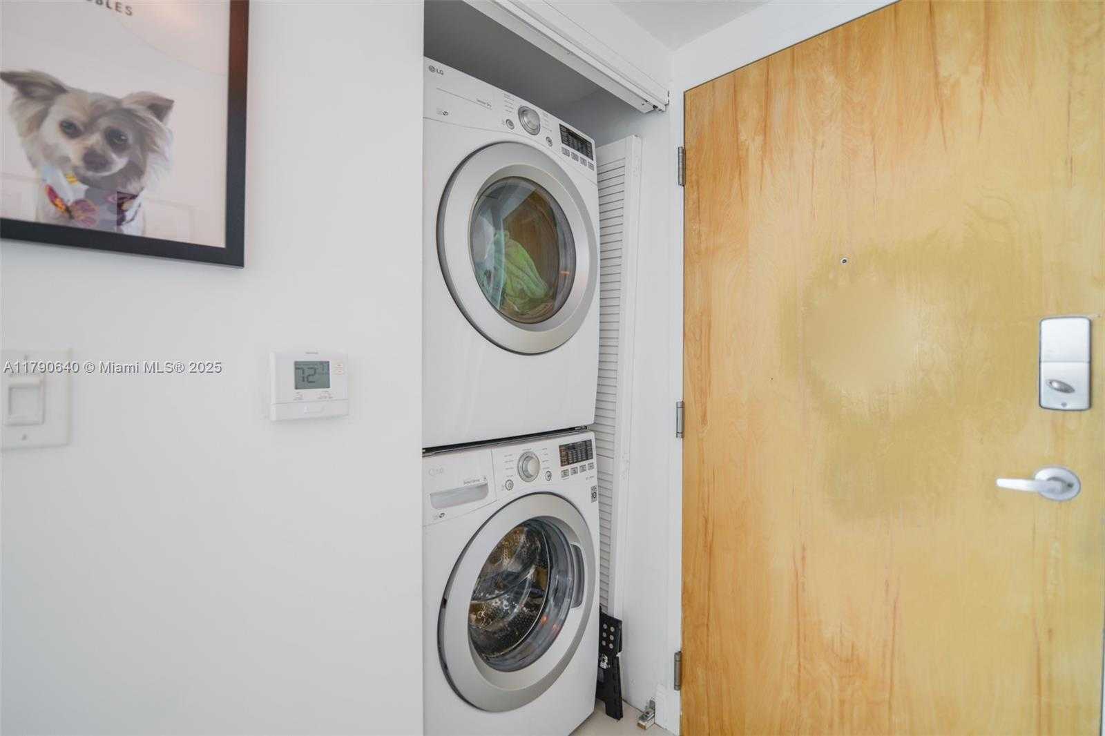 Small Image of 350 SOUTH MIAMI AVE #1911, Miami Number 11